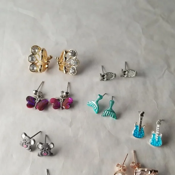 Fun Style Stud Earring Collection - Picture 5 of 9